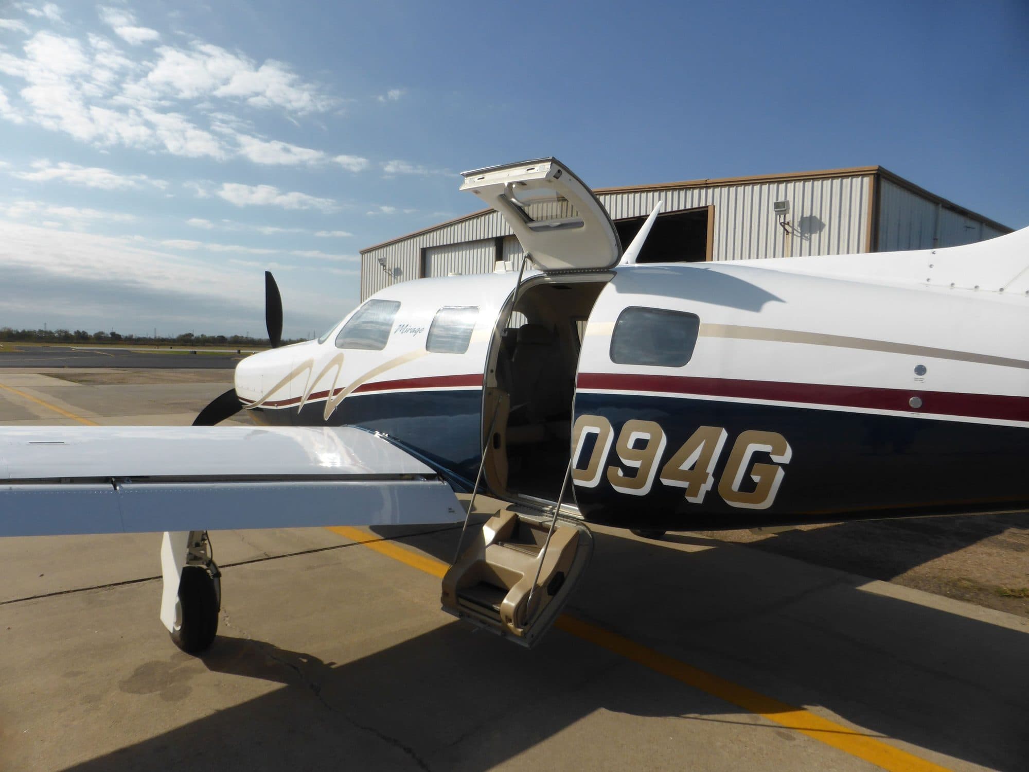 Houston Southwest (KAHX)