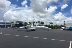 Prohlídka zánovního letadla Cessna Mustang na letišti Miami, Opa Locka (KOPF)