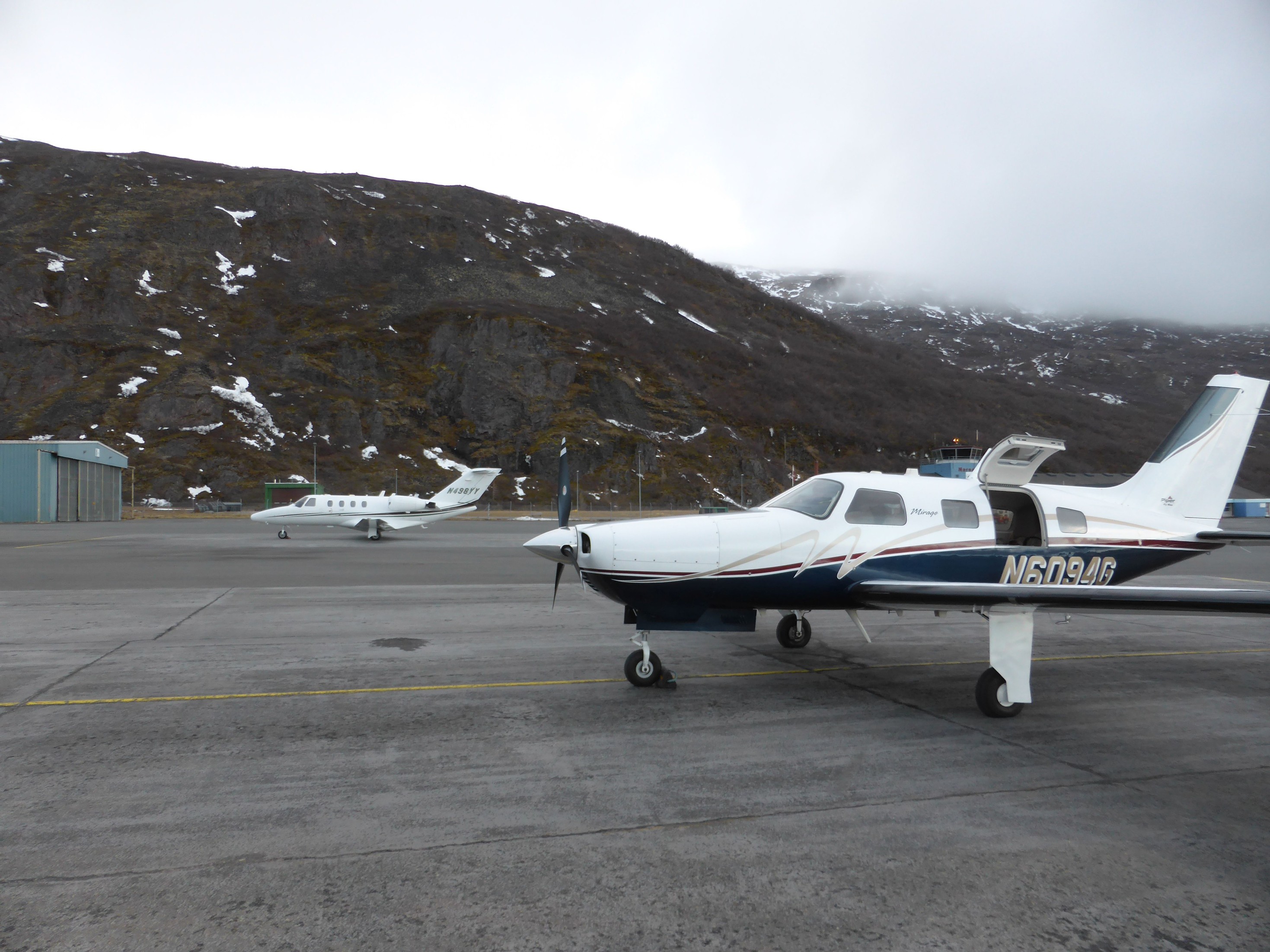 Mezipřistání v Grónsku, letiště Narsarsuaq (BGBW)