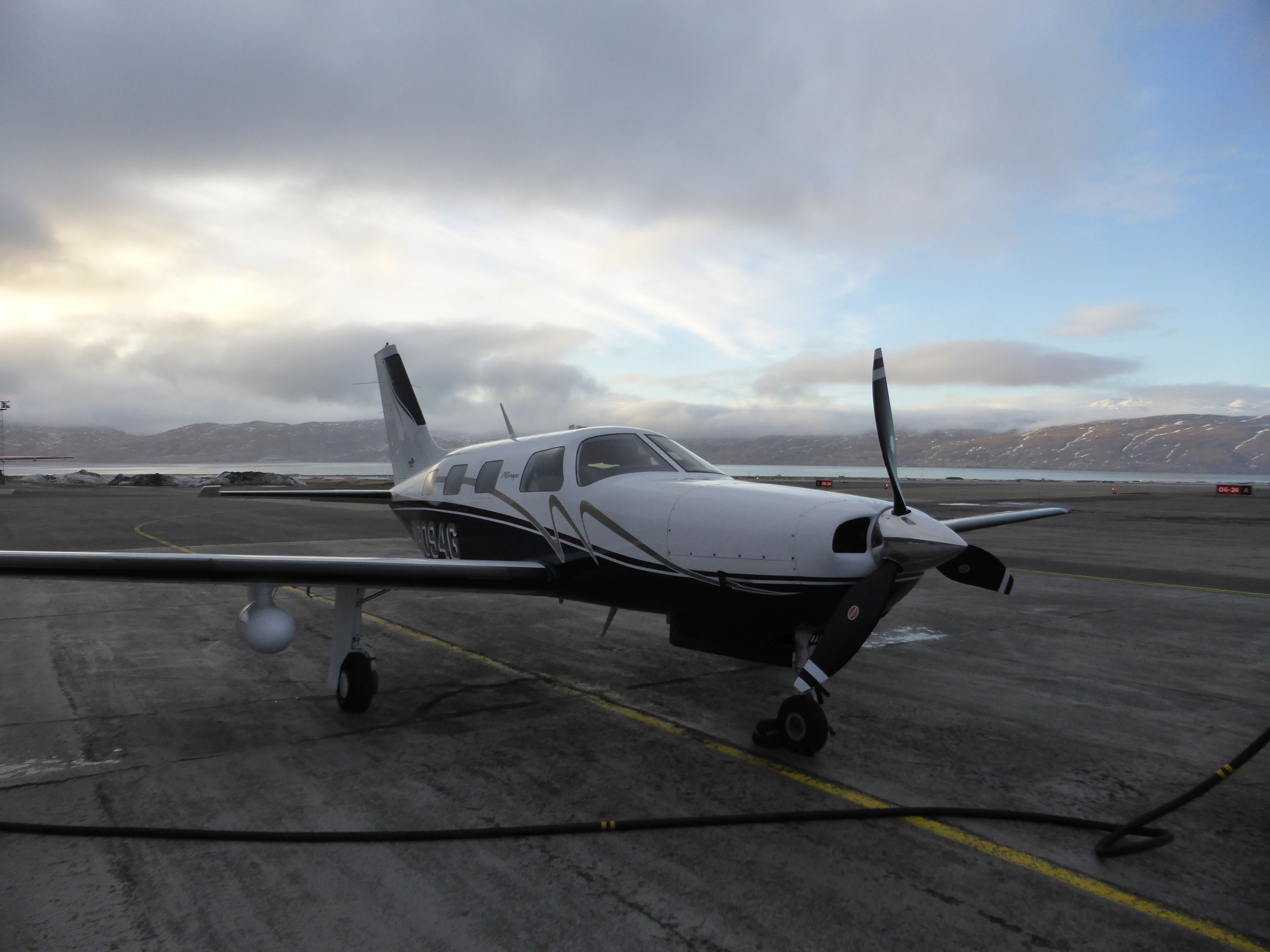 Mezipřistání v Grónsku, letiště Narsarsuaq (BGBW)