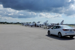 Čilý provoz korporátních letadel na letišti Page Field u Fort Mayers (KMYF)